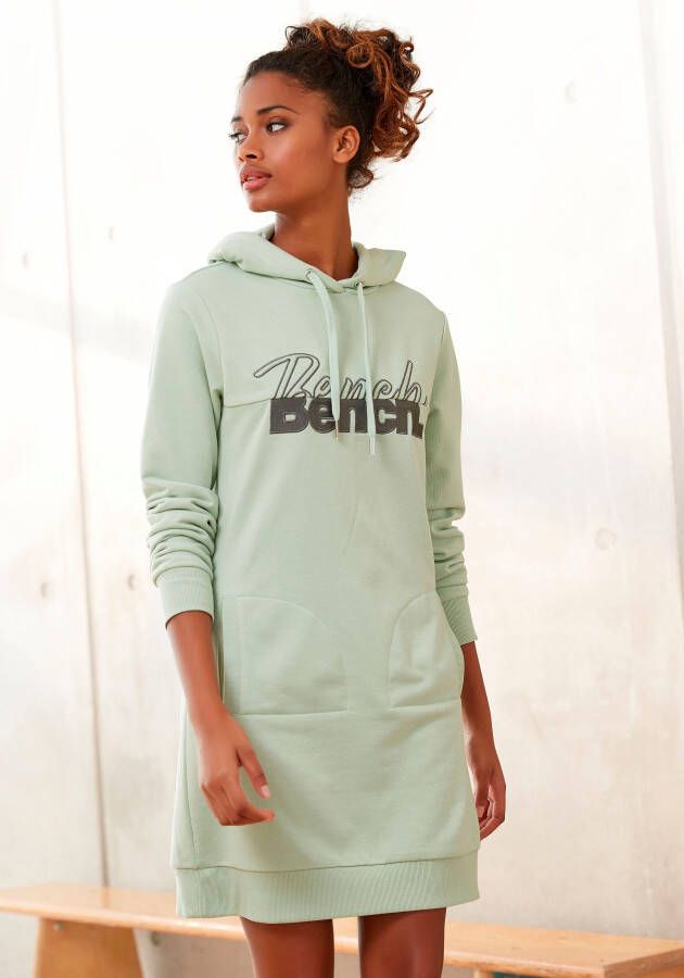 Bench. Sweatjurk met luxueus logoborduursel