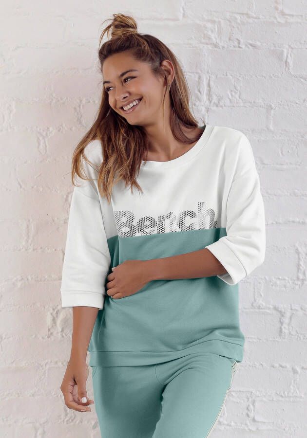 Bench. Sweatshirt in colorblocking ontwerp loungewear loungeanzug