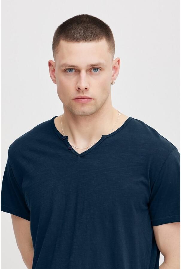 Blend T-shirt BHAshton split neck tee met decoratieve knoopdetail bij de halslijn - Foto 2