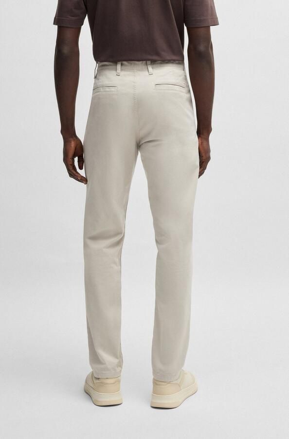 Boss Orange Chino TAPERED met boss-logo aan de achterkant - Foto 11