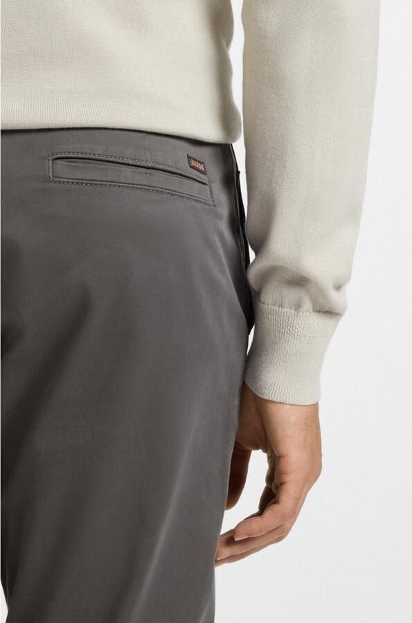 Boss Orange Chino TAPERED met boss-logo aan de achterkant - Foto 8