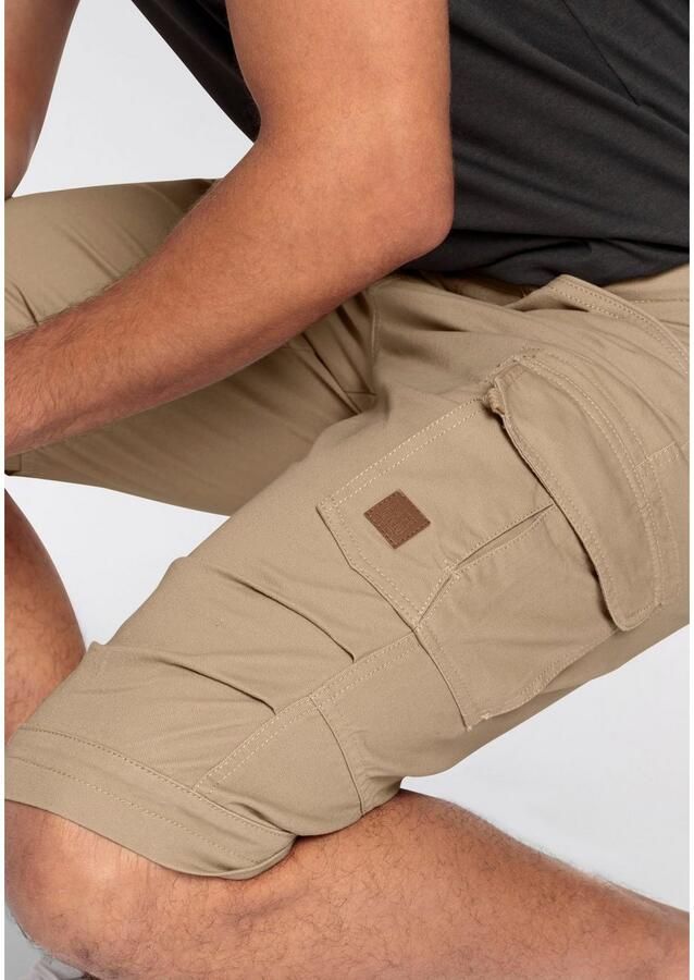 Bruno Banani Bermuda smalle pasvorm rechte pijp met cargozakken