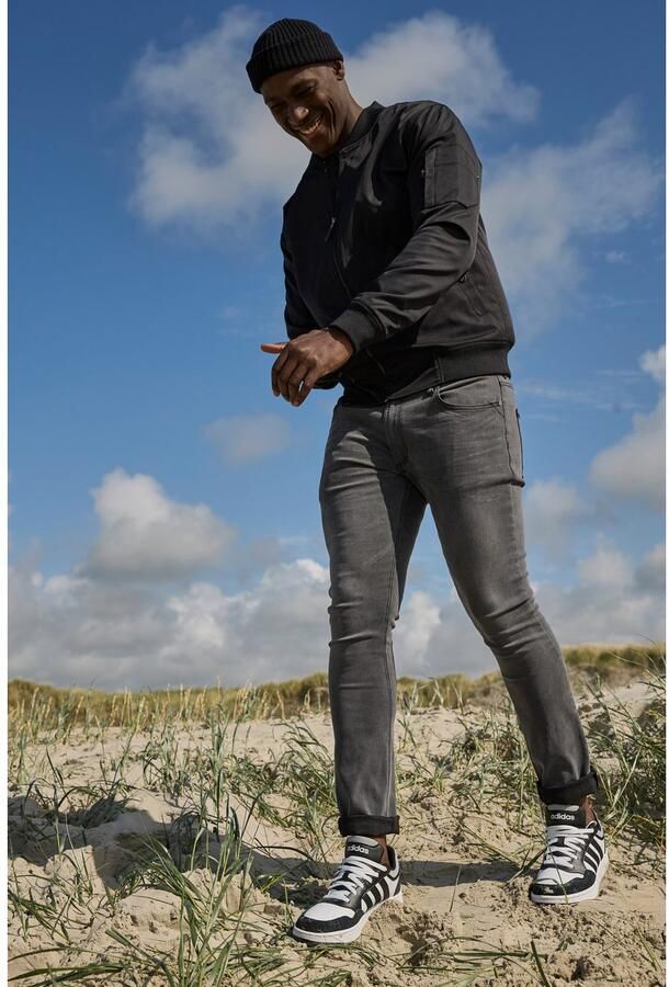 Bruno Banani Straight jeans Hutch rechte broekspijpen gedeeltelijk met modieuze destroyed-effecten - Foto 3