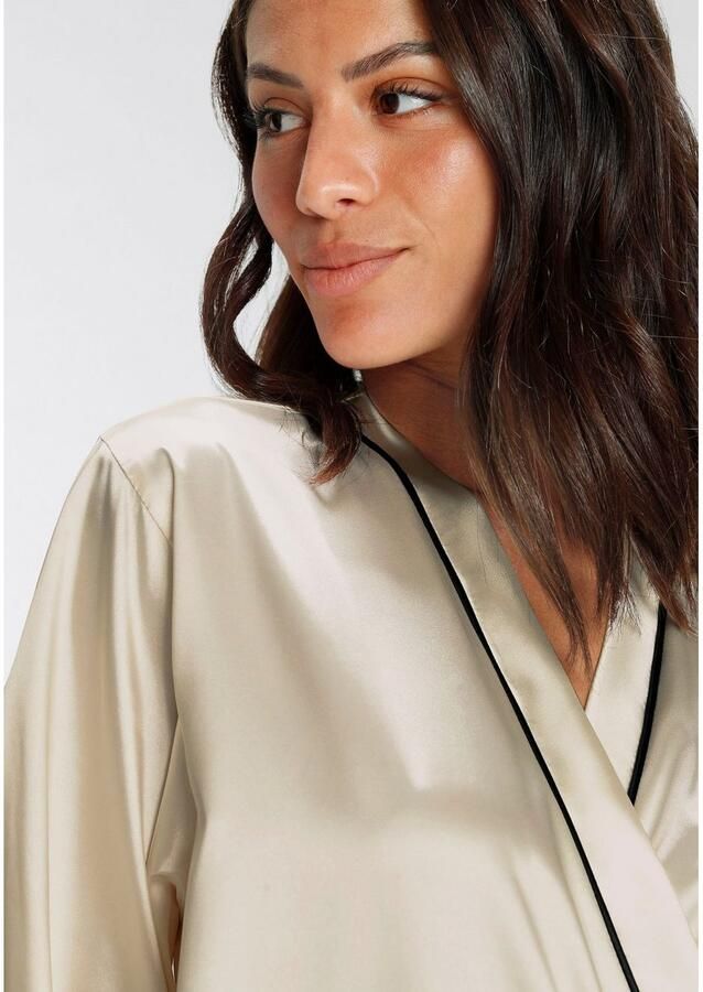 Bruno Banani Kimono met contrasterende paspel-details