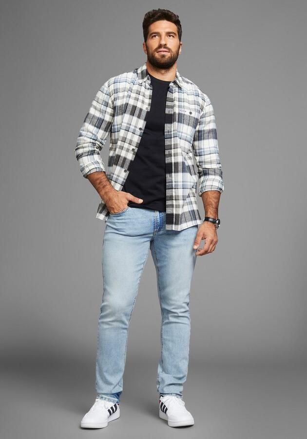 Bruno Banani Straight jeans Hutch rechte broekspijpen gedeeltelijk met modieuze destroyed-effecten - Foto 4