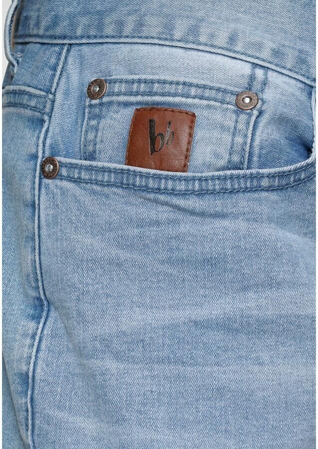 Bruno Banani Straight jeans Hutch rechte broekspijpen gedeeltelijk met modieuze destroyed-effecten - Foto 1