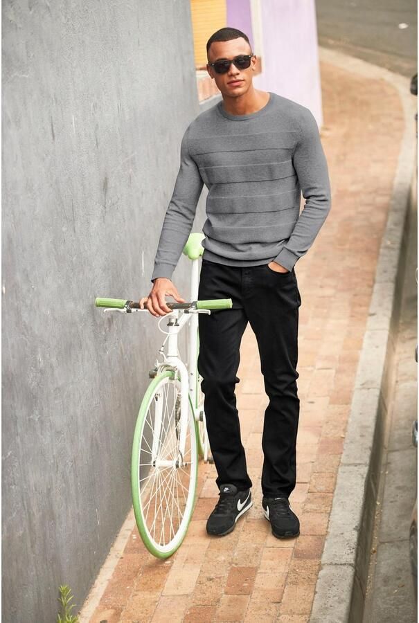 Bruno Banani Straight jeans Hutch rechte broekspijpen gedeeltelijk met modieuze destroyed-effecten - Foto 5