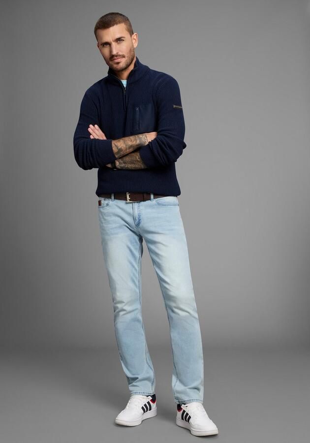 Bruno Banani Straight jeans Hutch rechte broekspijpen gedeeltelijk met modieuze destroyed-effecten - Foto 5