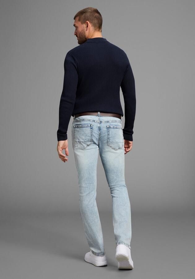 Bruno Banani Straight jeans Hutch rechte broekspijpen gedeeltelijk met modieuze destroyed-effecten - Foto 14