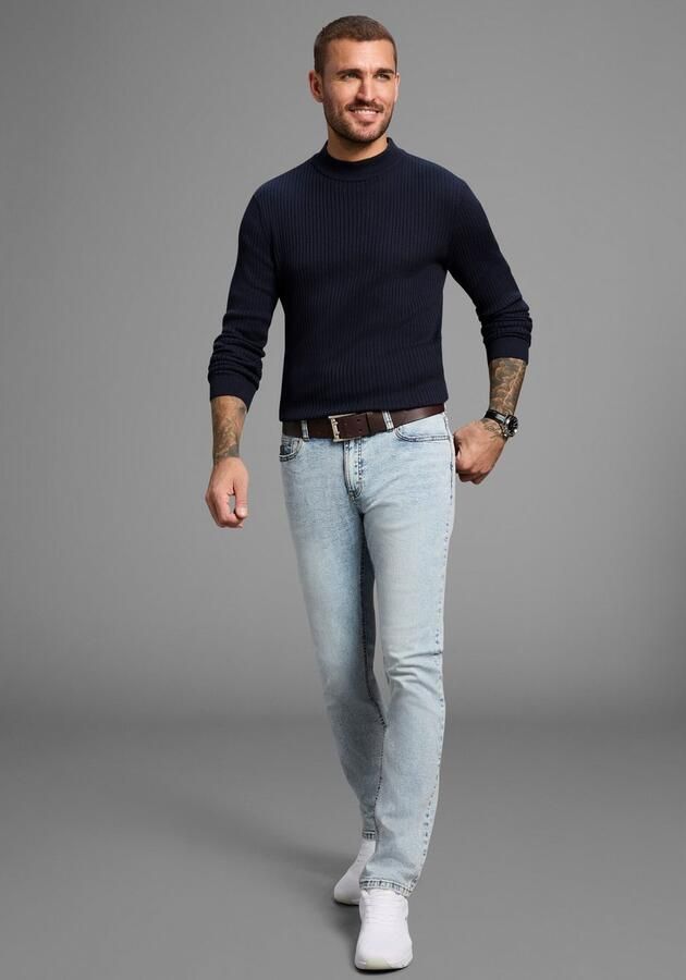 Bruno Banani Straight jeans Hutch rechte broekspijpen gedeeltelijk met modieuze destroyed-effecten - Foto 12