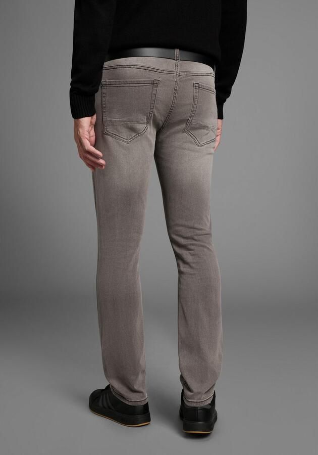 Bruno Banani Straight jeans Hutch rechte broekspijpen gedeeltelijk met modieuze destroyed-effecten - Foto 7