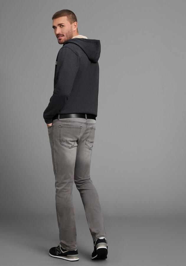 Bruno Banani Straight jeans Hutch rechte broekspijpen gedeeltelijk met modieuze destroyed-effecten - Foto 6