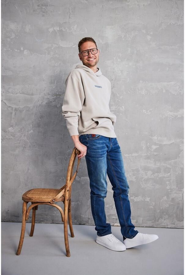 Bruno Banani Straight jeans Hutch rechte broekspijpen gedeeltelijk met modieuze destroyed-effecten - Foto 7