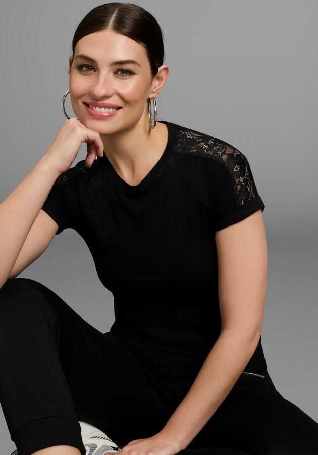 Bruno Banani T-shirt met kantinzet in de raglanmouw nieuwe collectie - Foto 6