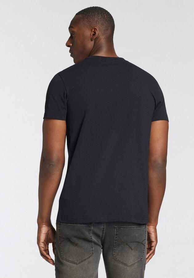 Bruno Banani T-shirt met modieuze frontprint - Foto 6