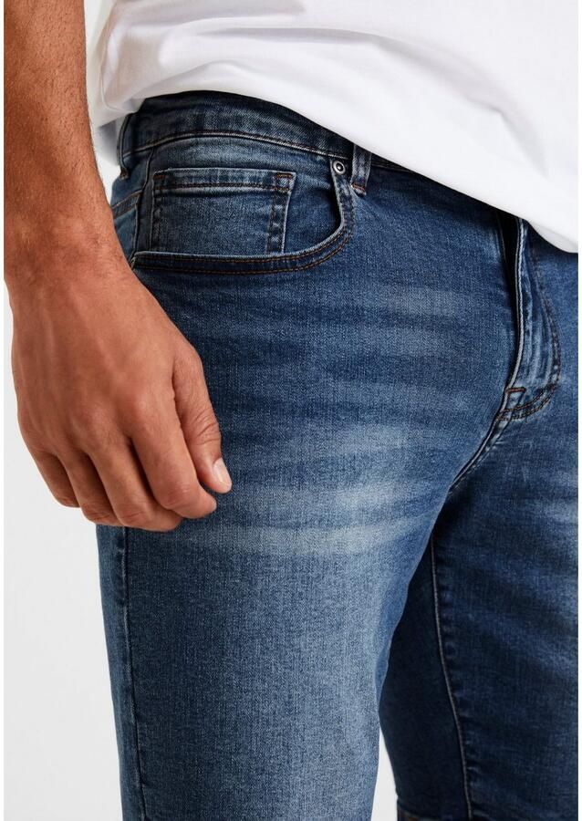 Buffalo Jeansshort 5-pocketshort met normale taillehoogte korte broek van elastische denimkwaliteit - Foto 2