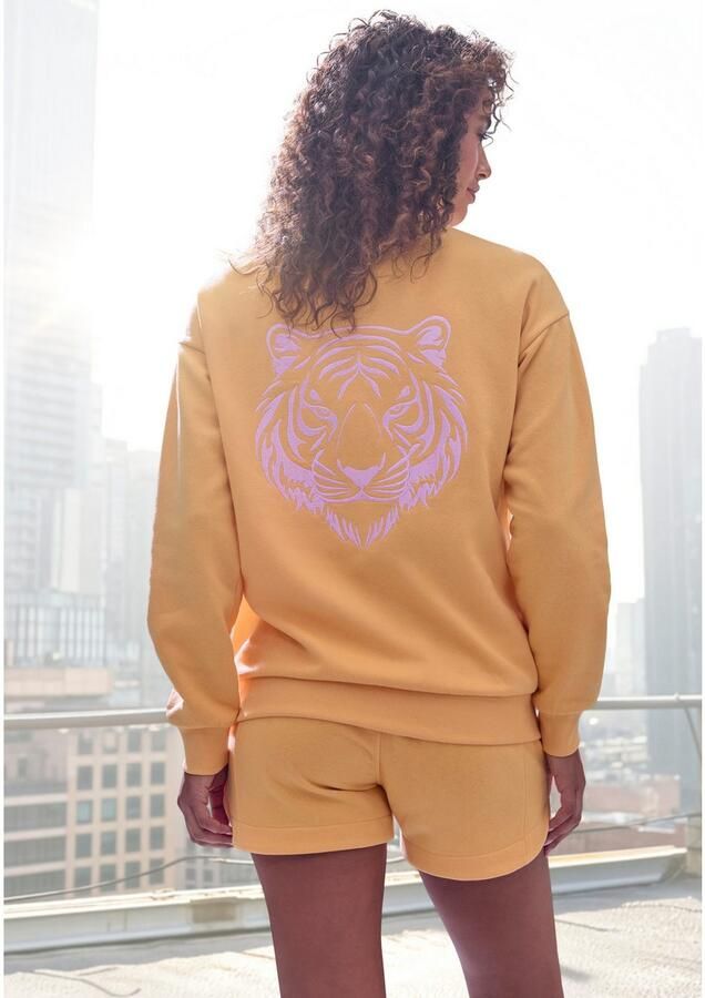 Buffalo Sweatshort met klein logoborduursel - Foto 3