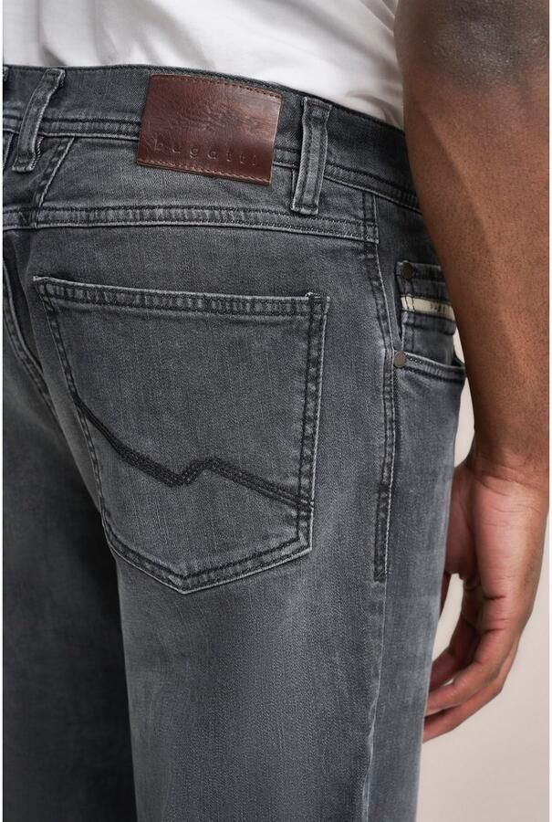Bugatti 5-pocket jeans Band met riemlussen en zip-fly