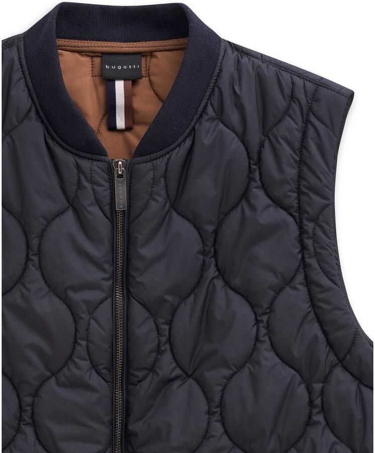 Bugatti Bodywarmer Airseries Regular Fit met golfstiksel