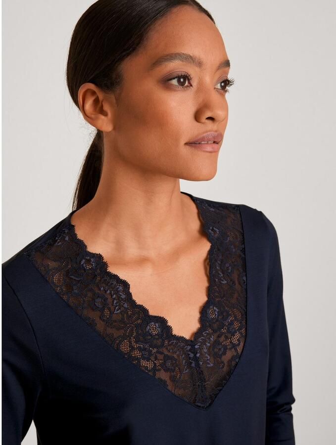 CALIDA Pyjama Elegant Dreams Kant aan uitsnijding en boorden single jersey elastisch zacht (2-delig) - Foto 2