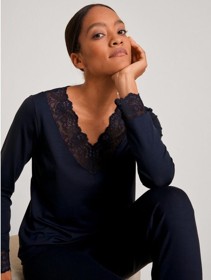 CALIDA Pyjama Elegant Dreams Kant aan uitsnijding en boorden single jersey elastisch zacht (2-delig) - Foto 3