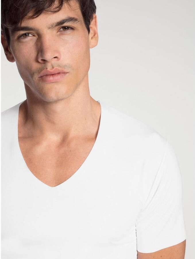 CALIDA Shirt met V-hals Clean line V-hals elastisch interlock-kwaliteit korte mouw sneldrogend - Foto 2