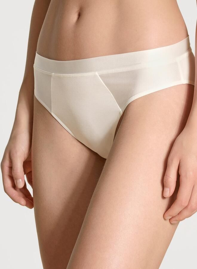 CALIDA Slip CATE glinsterende satijnen inzet vrouwelijke look single jersey elastisch - Foto 11