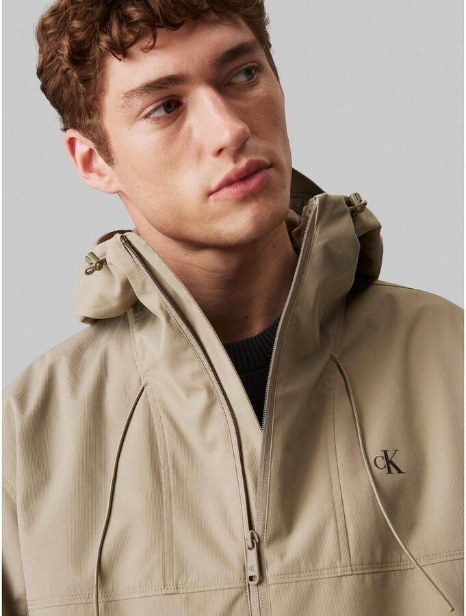 Calvin Klein Allweatherjack TECHNICAL JACKET Logodruk steekzakken