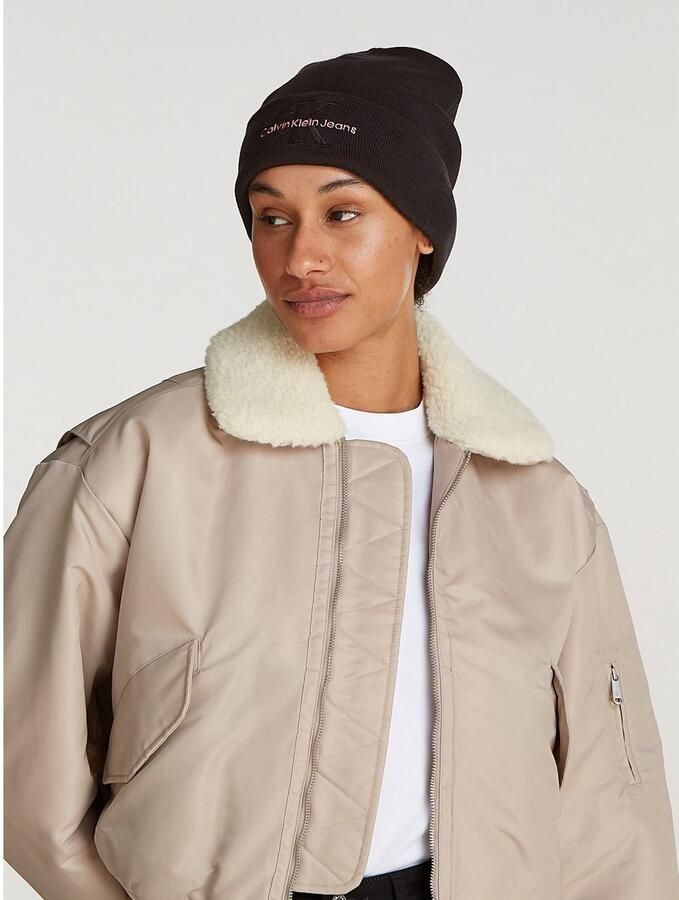 Calvin Klein Jeans Zwarte Logo Geborduurde Katoenen Pet Black Dames