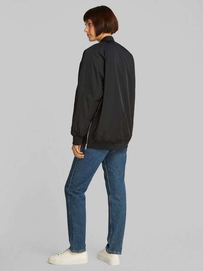 Calvin Klein Bomberjack LONG BOMBER met logo-opdruk tailleafsluiting versmald door elastiek - Foto 3