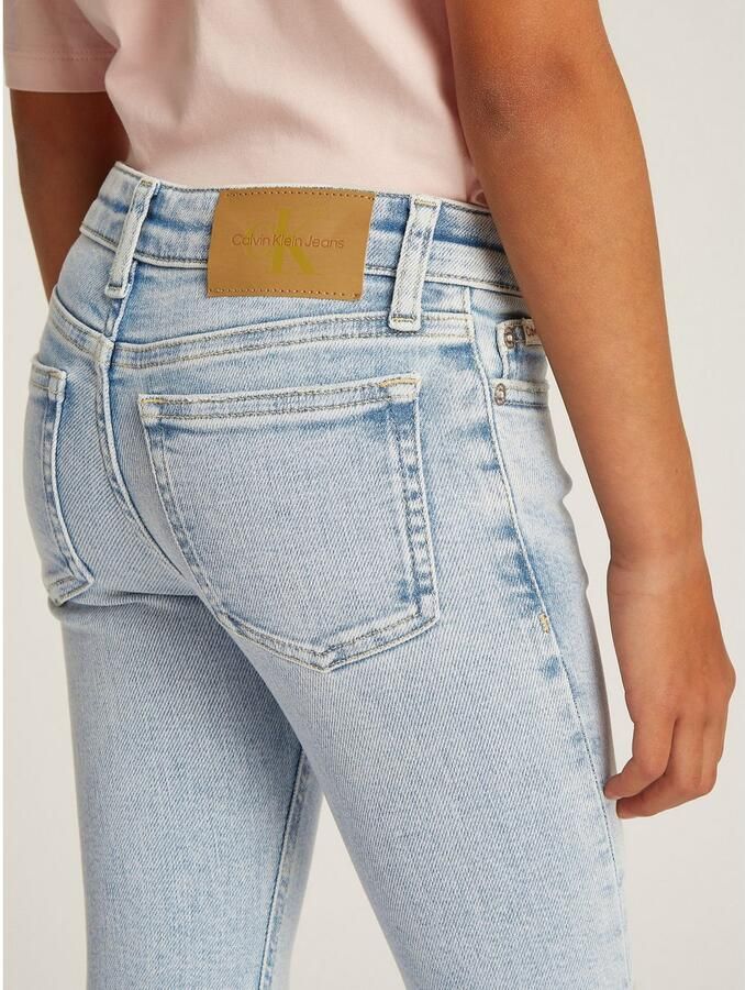 Calvin Klein Bootcut jeans MR FLARE LIGHT BLUE VISUAL DENIM voor kinderen tot 16 jaar met logopatch