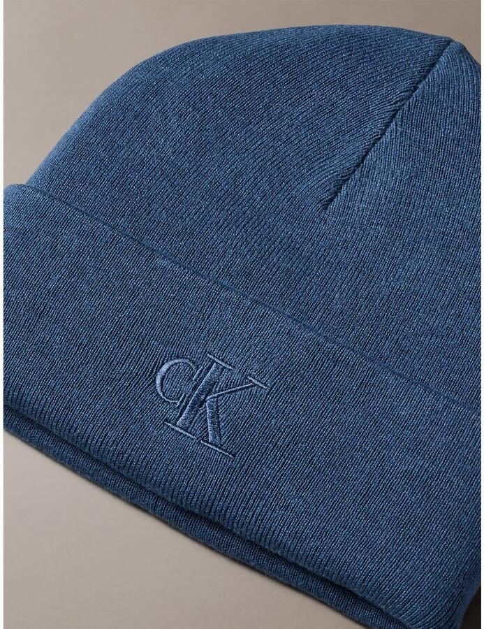Calvin Klein Gebreide muts CK FINE RIB BEANIE