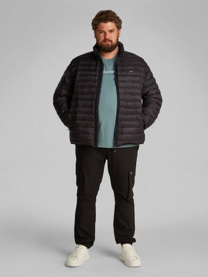 Calvin Klein Gewatteerde jas BT_LW QUILT JACKET in grote maten met logopatch - Foto 7