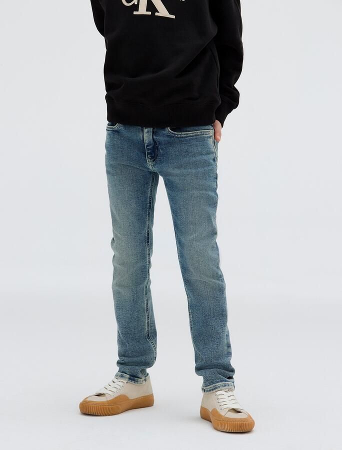 Calvin Klein Slim fit jeans SLIM NEW MID BLUE PWS voor kinderen tot 16 jaar in coole wassing - Foto 11