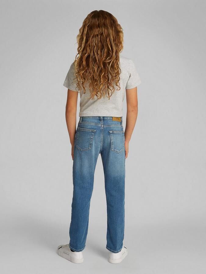 Calvin Klein Straight jeans ESS. WASHED BLUE DAD voor kinderen tot 16 jaar met leren patch - Foto 2