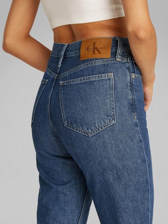 Calvin Klein Straight jeans HIGH RISE STRAIGHT in middenblauwe wassing