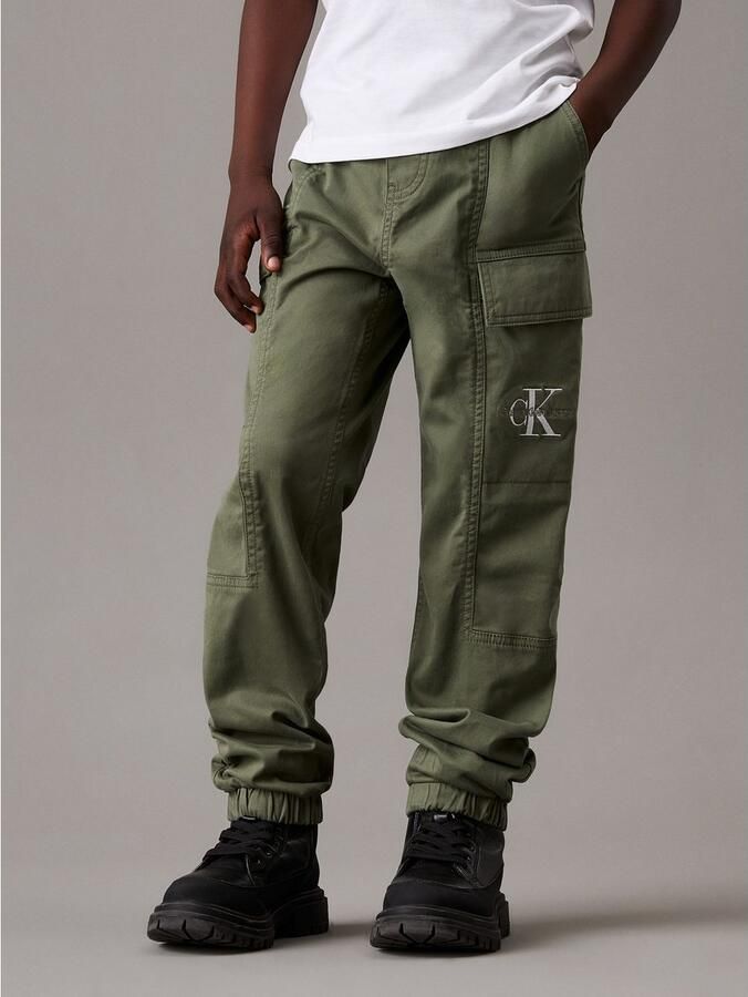 Calvin Klein Sweatbroek ESSENTIAL WOVEN CARGO PANTS voor kinderen tot 16 jaar met logo-print - Foto 4