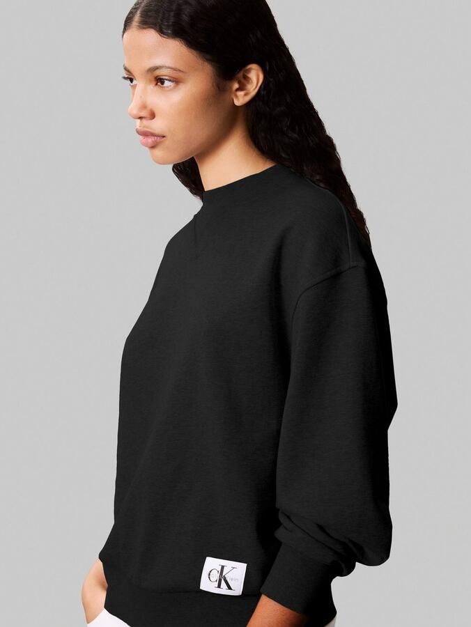 Calvin Klein Sweatshirt A- LS BADGE LOGO TERRY CREW NK - Foto 6