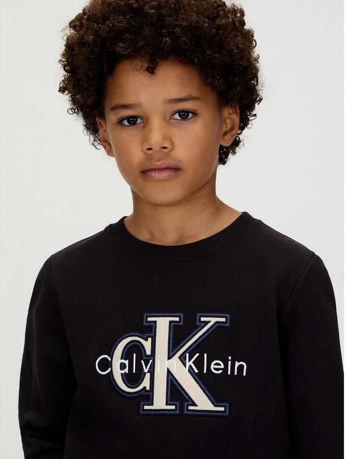 Calvin Klein Sweatshirt FESTIVE MONO SWEATSHIRT voor kinderen tot 16 jaar applicatie - Foto 4