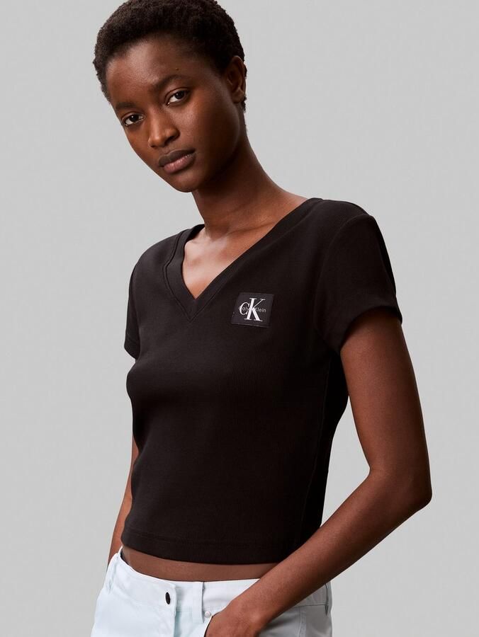 Calvin Klein T-shirt A- SS WOVEN LABEL RIB VNECK TEE