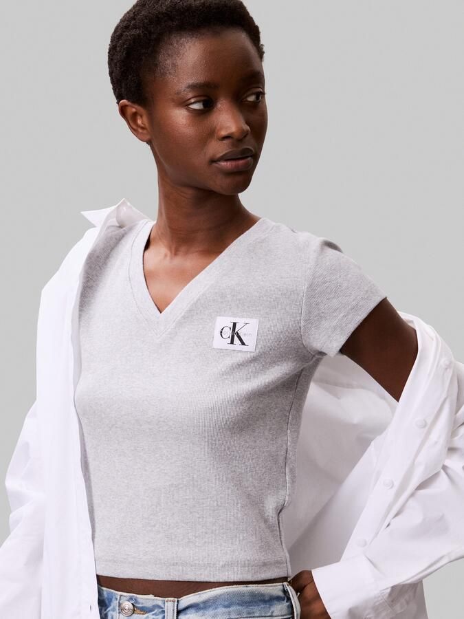 Calvin Klein T-shirt A- SS WOVEN LABEL RIB VNECK TEE - Foto 5