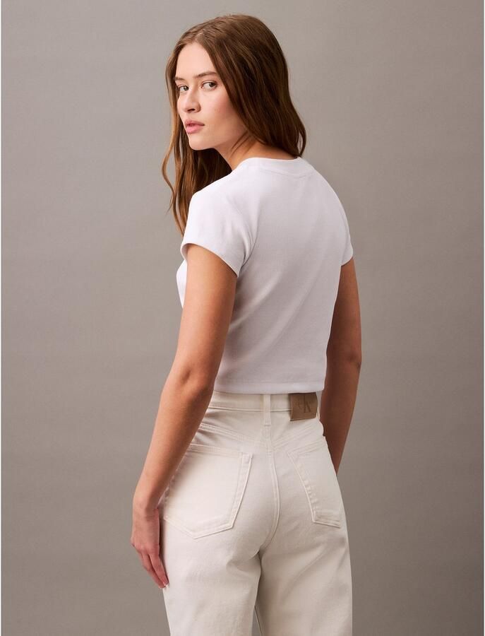 Calvin Klein Jeans T-shirt Korte Mouw MONOGRAM BABY TEE LV047AB802 - Foto 6