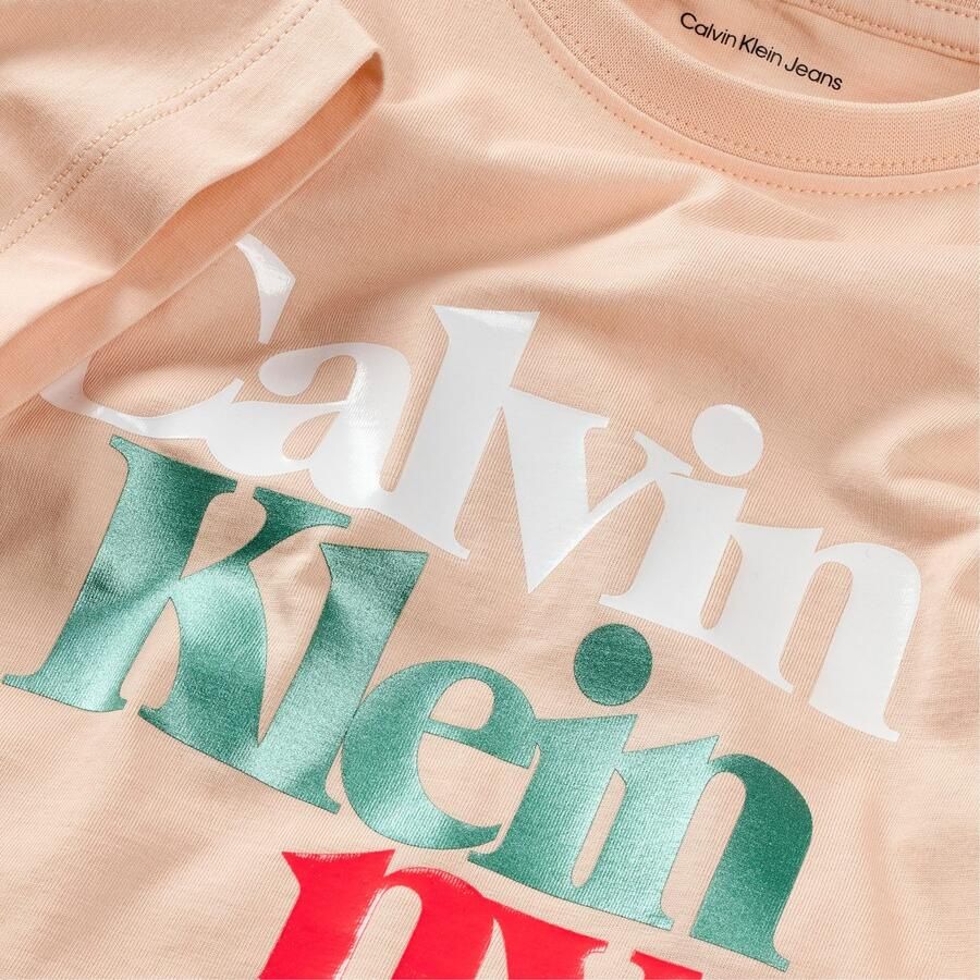 Calvin Klein T-shirt PEARL SIGNATURE NYC REGULAR TEE voor kinderen tot 16 jaar met grote print - Foto 2