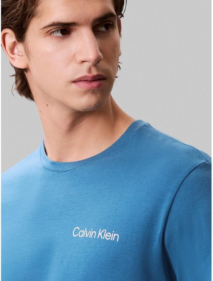 Calvin Klein T-shirt SS 30s E WRD STRTCH met grote logoprint op de rug - Foto 2