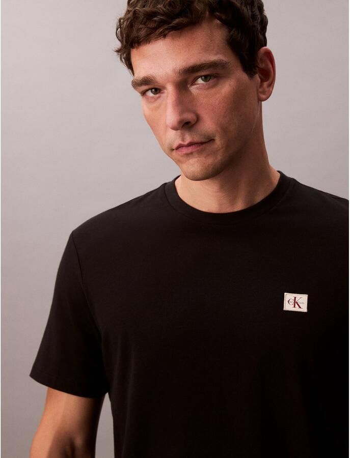 CALVIN KLEIN JEANS regular T-shirt BADGE 30S zwart - Foto 4