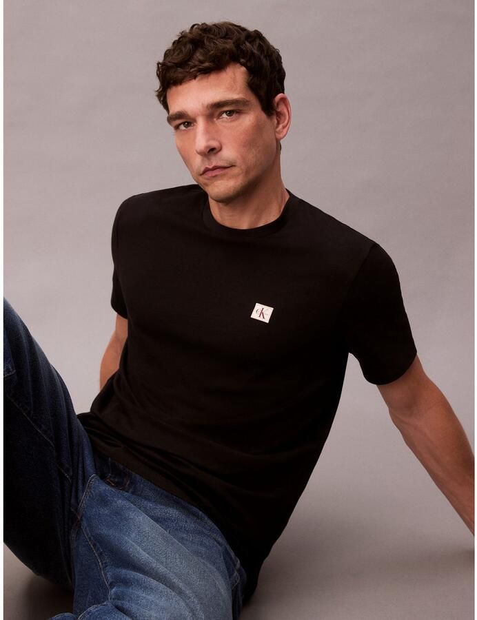 CALVIN KLEIN JEANS regular T-shirt BADGE 30S zwart - Foto 3
