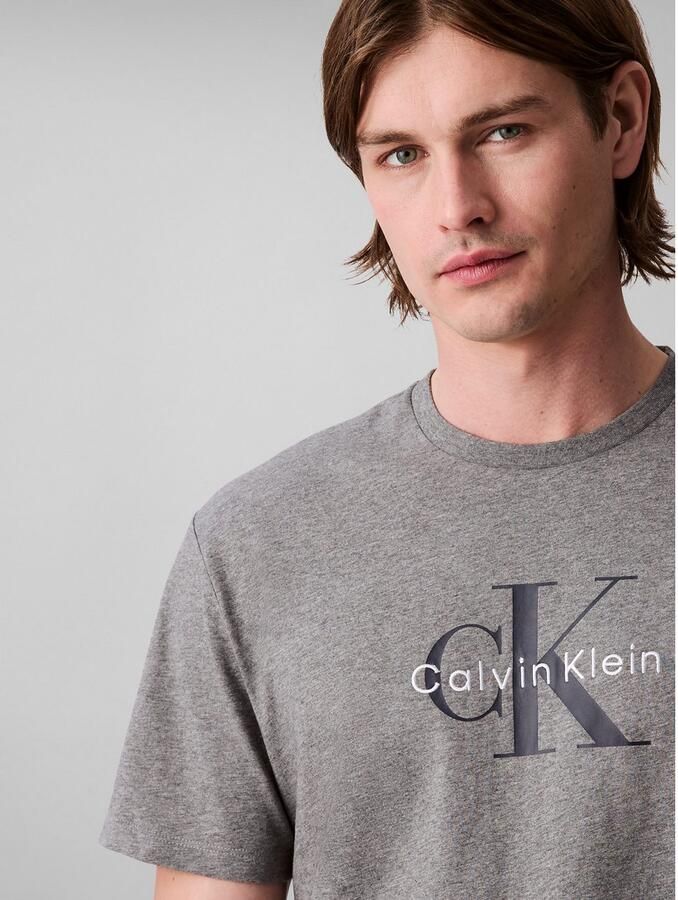 Calvin Klein T-shirt SS Hero Monologo Tee 20s Met ronde hals regular fit - Foto 2