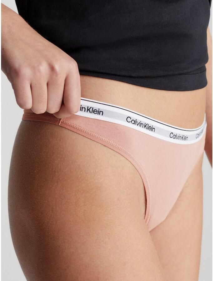 Calvin Klein Underwear String in effen design