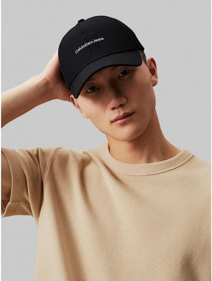 Calvin Klein Truckerpet MONO LOGO EMBRO TRUCKER HAT - Foto 3