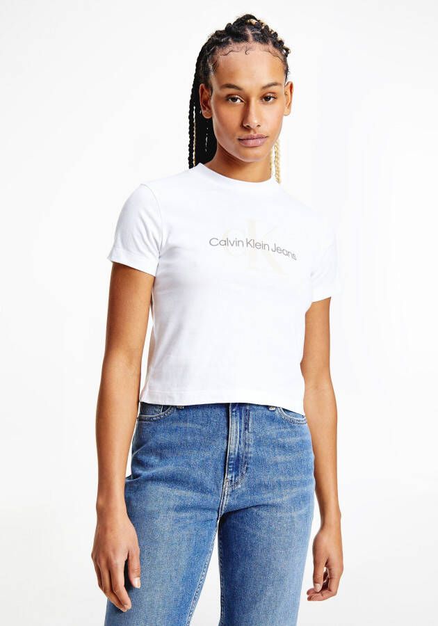 Calvin Klein Shirt met ronde hals SEASONAL MONOGRAM BABY TEE met jeans logo-opschrift